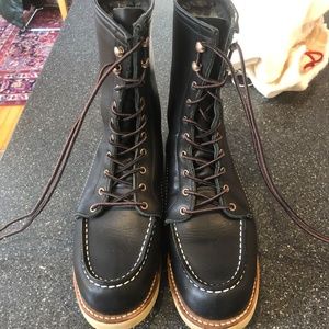 women's 6.5 Red Wings Classic Mocs 3424